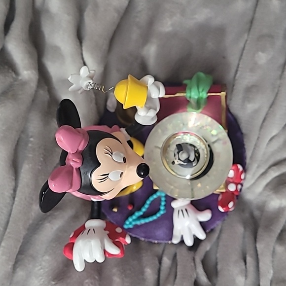 Minnie Mouse snow globe statue Disney - Picture 10 of 10